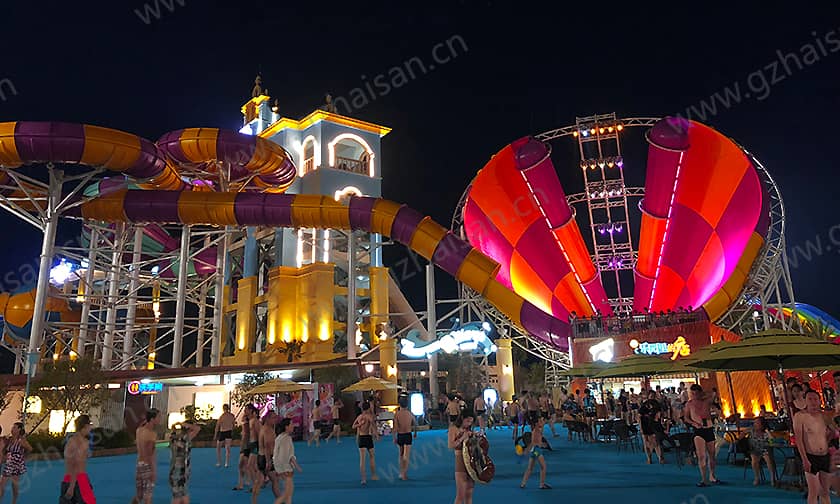 宁波大目湾阿拉的海水上乐园超级龙卷风滑道