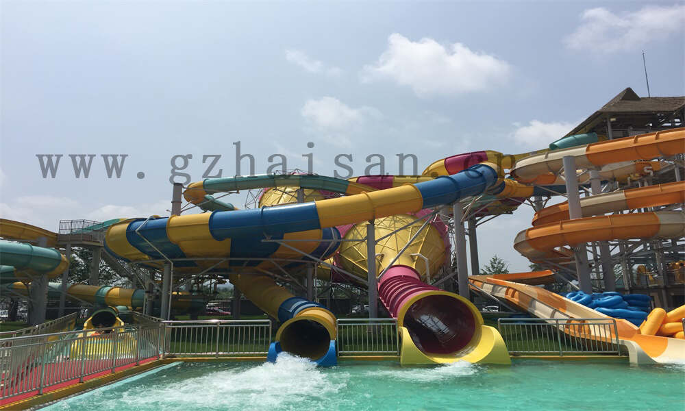 对于儿童客户群体，如何选择水上乐园设备提升游乐园体验感