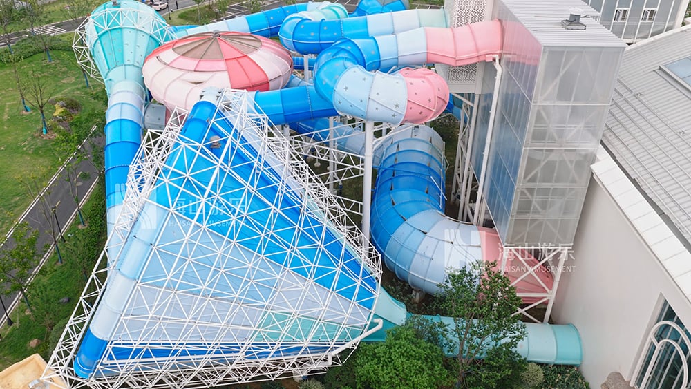 打破季节边界，定义全季狂欢｜超级魔法时空组合滑道，引领水乐园新纪元